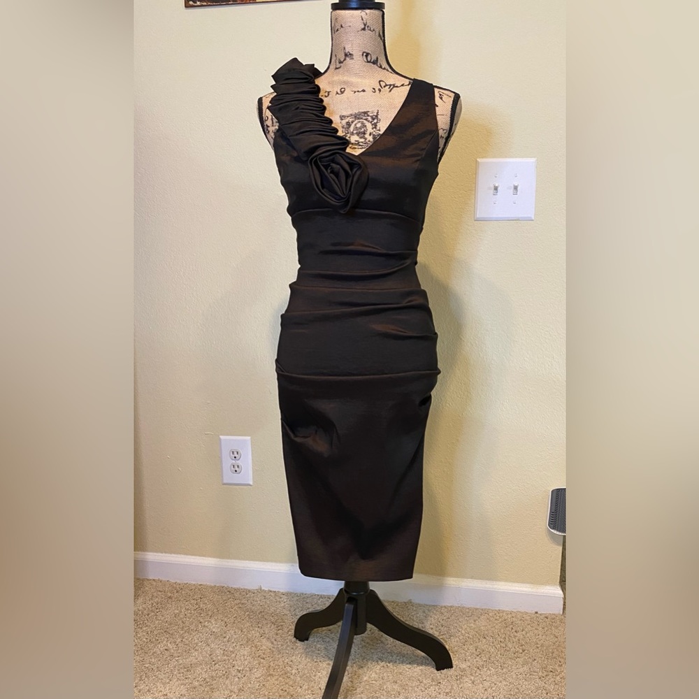 Cache Ruched Bodycon Strapless Midi Dress Size 4